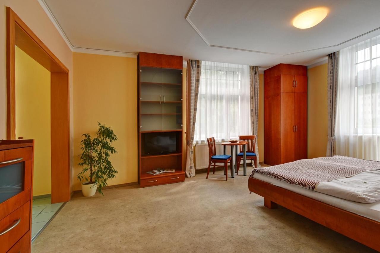Hotel La Passionaria Marianske Lazne Luaran gambar