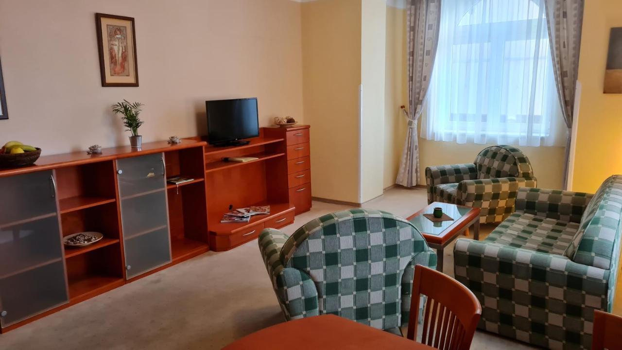 Hotel La Passionaria Marianske Lazne Luaran gambar