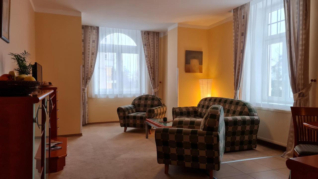Hotel La Passionaria Marianske Lazne Luaran gambar