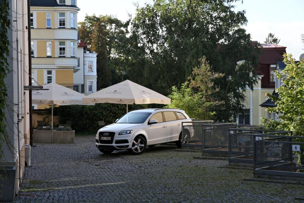 Hotel La Passionaria Marianske Lazne Luaran gambar